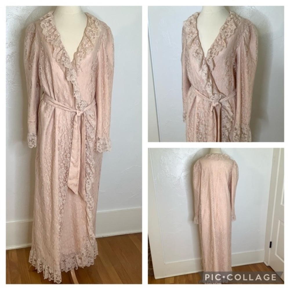 Chiha vintage lace full length pockets robe SZ M